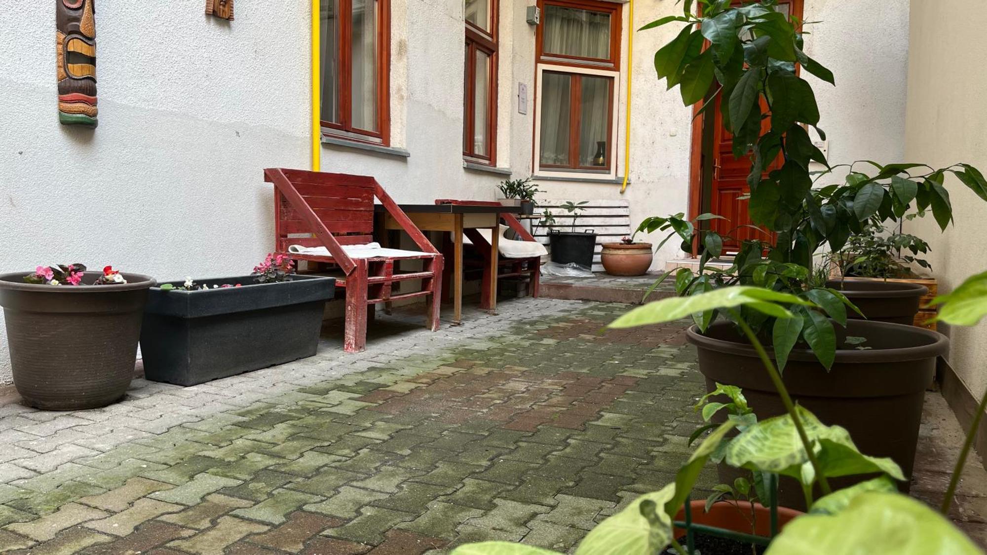 M&M Apartment Budapest House Ruang foto